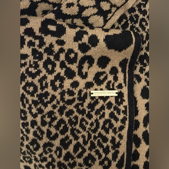 Michae Kors leop print infinity scarf - Picture 4 of 5